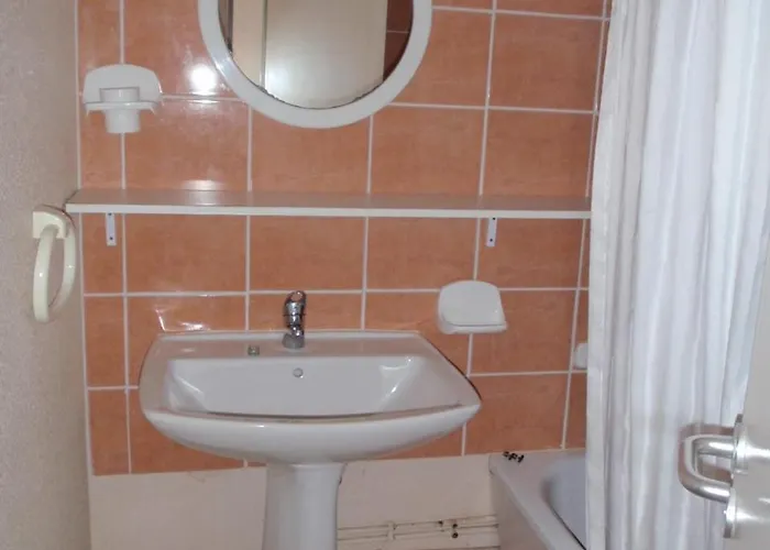 T2 Touristes Et Curistes Le Vallon De La Relaxation Digne-les-Bains